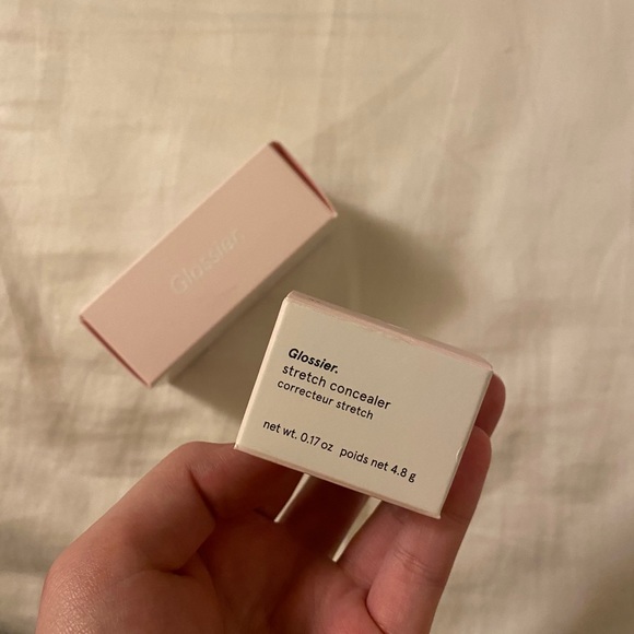 ⚡️Brand New⚡️Glossier skin tint set - Picture 5 of 6